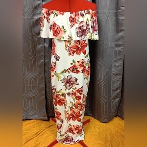 Minette Off The Shoulder Floral Print Maxi Dress Size 1X (XL)